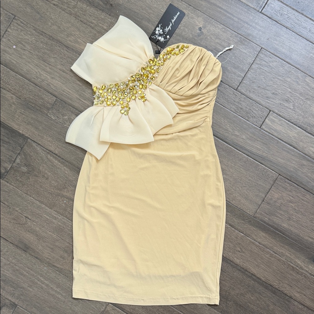 Chic One Shoulder Cream Dress with Gold Details